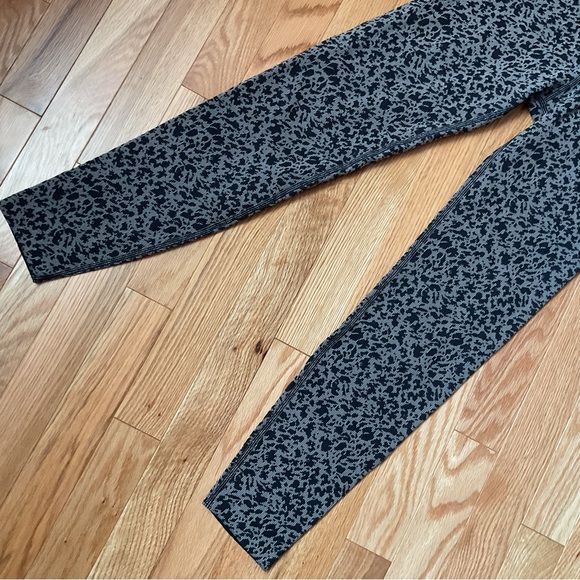 New - Athleta Aurora Tight Legging Athletic Activewear Yoga Athleisure - Picture 8 of 16